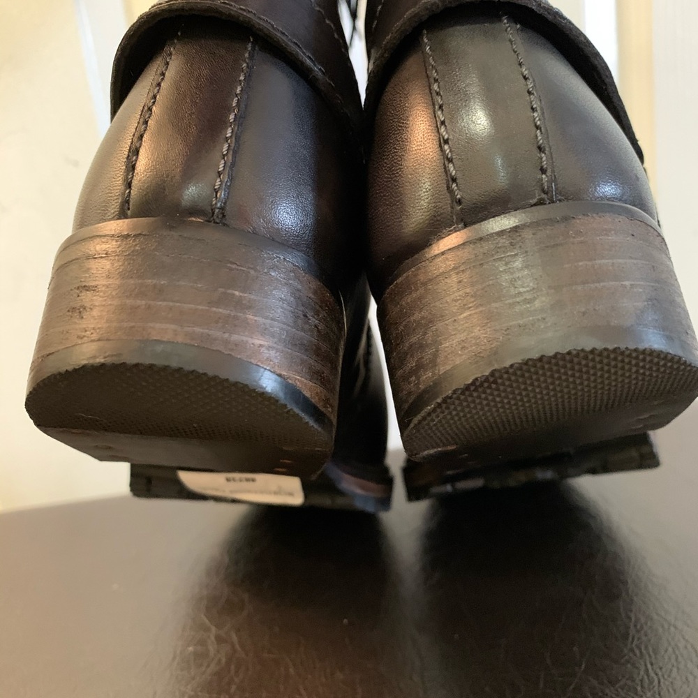 Vintage Foundry Madison Leather Knee-High Boot - Picture 5 of 10